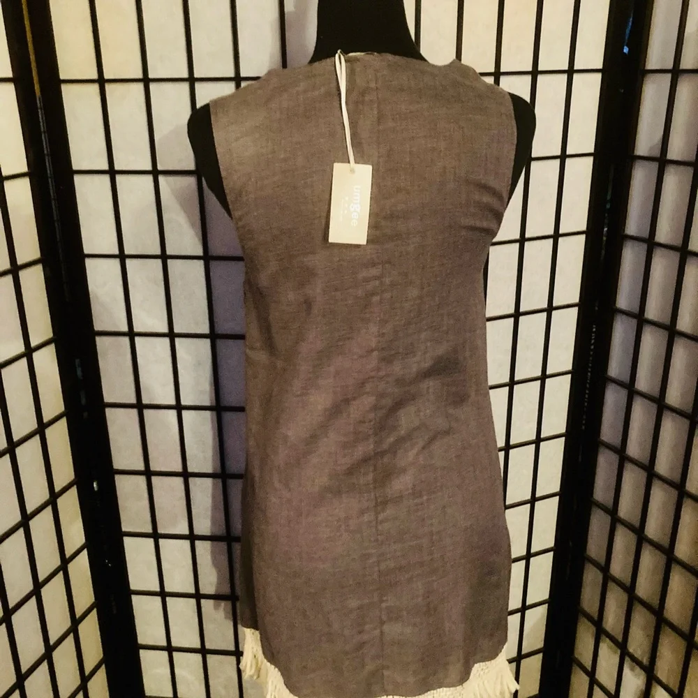 Dress - Picture 2 of 2